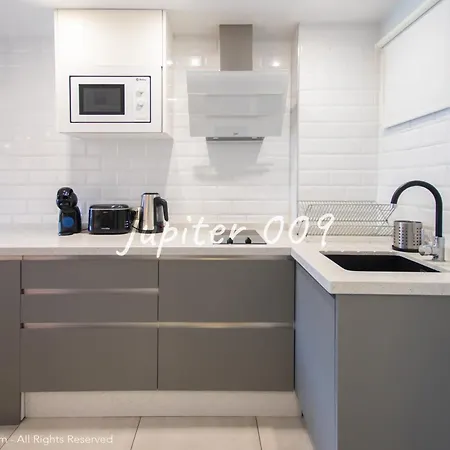 J009 - - Complex Minerva & Jupiter Apartman